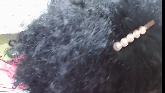 Snapshot of Diosasky chatting on November 16, 2025, 12:32 pm Diosasky online show from November 16, 2025, 12:32 pm