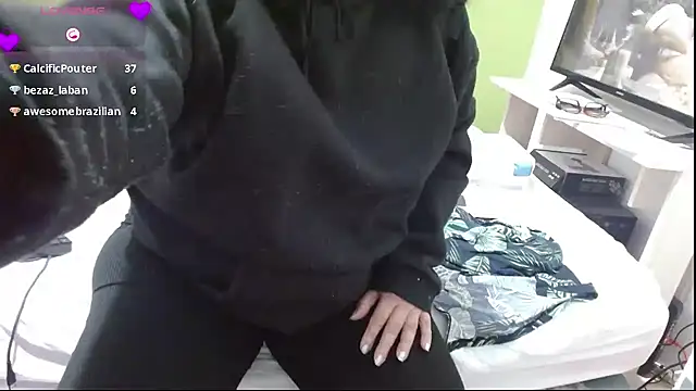 Snapshot of Diosasky chatting on October 22, 2025, 11:36 pm Diosasky online show from October 22, 2025, 11:36 pm