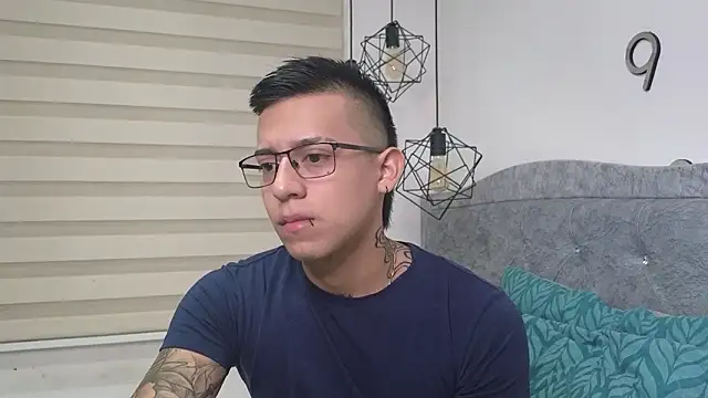 SIXXTOLOVE18 online show from March 6, 2026, 12:27 am