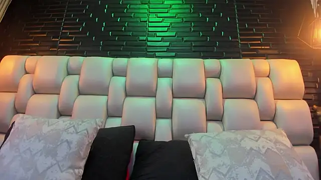 Snapshot of Salo_Heaven chatting on March 4, 2026, 1:30 pm Salo Heaven online show from March 4, 2026, 1:30 pm