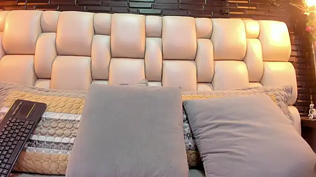 Salo Heaven online show from May 5, 2026, 1:58 pm