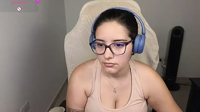 blue  moon  online show from November 22, 2025, 1:15 am