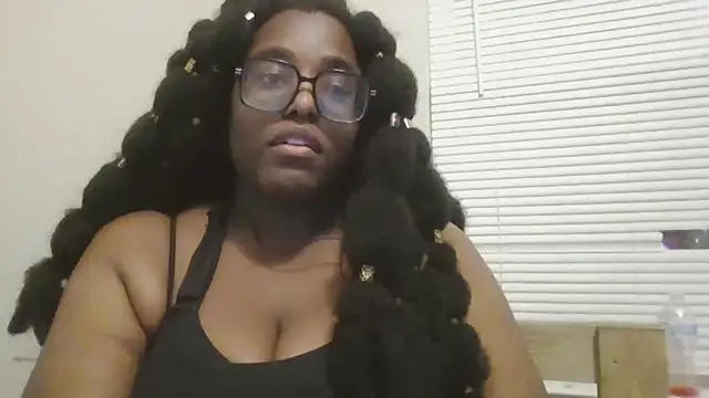 MissCC99 online show from November 30, 2025, 4:24 am