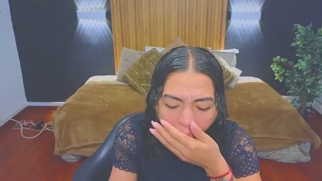 Snapshot of samantha_bss chatting on February 3, 2025, 2:45 pm samantha bss online show from February 3, 2025, 2:45 pm