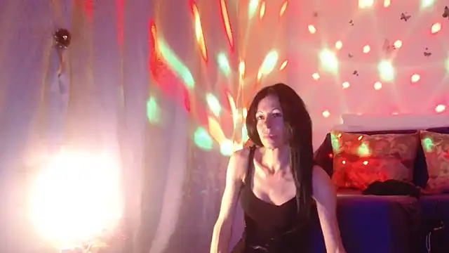 Snapshot of ElysaSun chatting on October 8, 2025, 5:24 pm ElysaSun online show from October 8, 2025, 5:24 pm