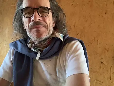 GioApri online show from January 14, 2026, 11:58 am