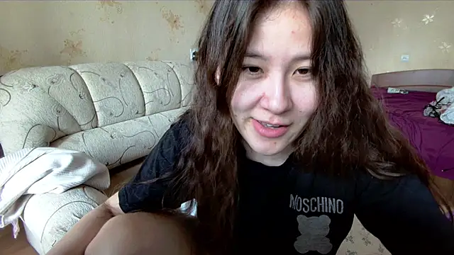 Snapshot of Riz_girl chatting on March 23, 2026, 9:42 am Riz girl online show from March 23, 2026, 9:42 am