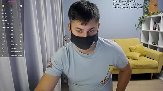 Tomguys online show from November 18, 2025, 8:06 am