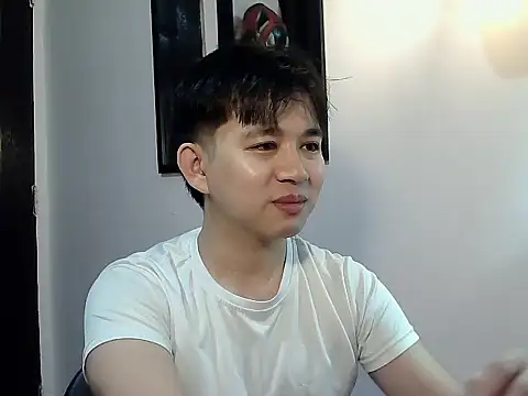 alfonsoasiancutie online show from December 21, 2025, 7:21 am