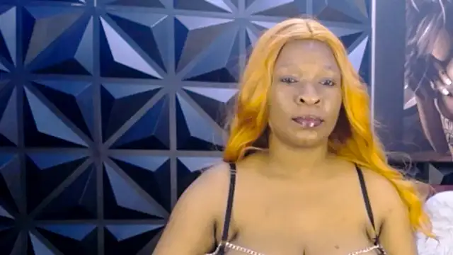 Snapshot of Ebonyfancyface chatting on November 4, 2025, 5:50 pm Ebonyfancyface online show from November 4, 2025, 5:50 pm