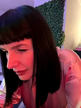 InkedBiitch online show from December 3, 2024, 8:01 pm