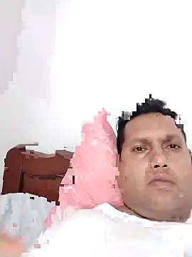 roxioox online show from March 24, 2026, 4:40 pm