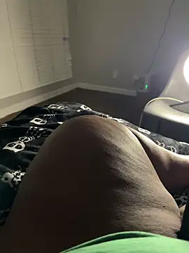 Snapshot of NikkiNoelanii chatting on September 27, 2025, 12:17 am NikkiNoelanii online show from September 27, 2025, 12:17 am