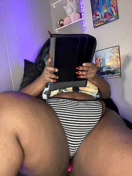 Snapshot of NikkiNoelanii chatting on February 24, 2025, 1:31 pm NikkiNoelanii online show from February 24, 2025, 1:31 pm