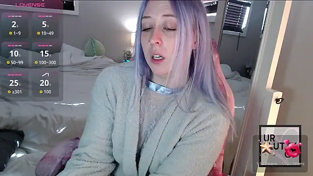 ursluttygf online show from March 1, 2026, 5:13 pm