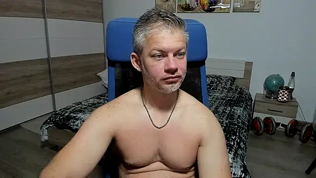 Snapshot of RobbyShawz chatting on June 27, 2026, 4:29 am RobbyShawz online show from June 27, 2026, 4:29 am