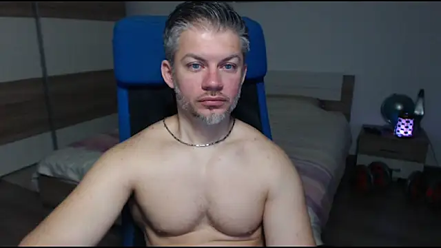 RobbyShawz online show from March 22, 2025, 5:17 am