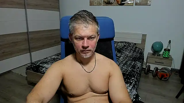 Snapshot of RobbyShawz chatting on July 13, 2026, 4:12 am RobbyShawz online show from July 13, 2026, 4:12 am