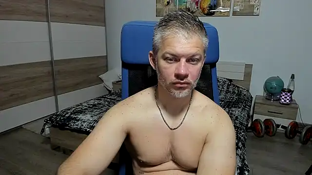 Snapshot of RobbyShawz chatting on June 25, 2026, 4:43 am RobbyShawz online show from June 25, 2026, 4:43 am