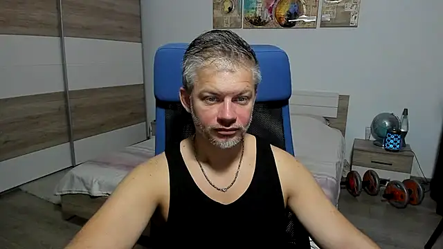 Snapshot of RobbyShawz chatting on July 19, 2026, 4:32 am RobbyShawz online show from July 19, 2026, 4:32 am