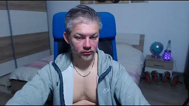 RobbyShawz online show from November 25, 2025, 6:03 am