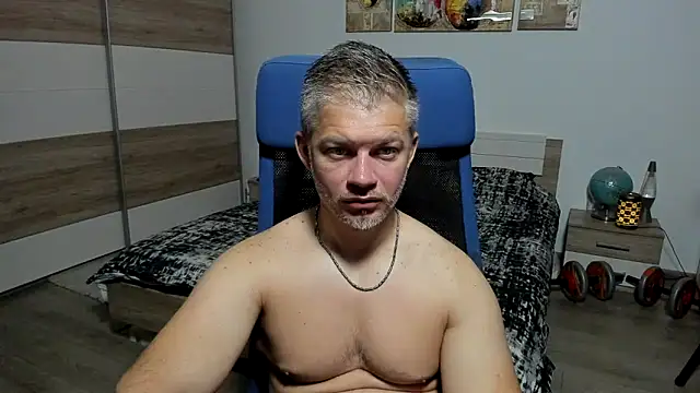 Snapshot of RobbyShawz chatting on June 28, 2026, 4:52 am RobbyShawz online show from June 28, 2026, 4:52 am