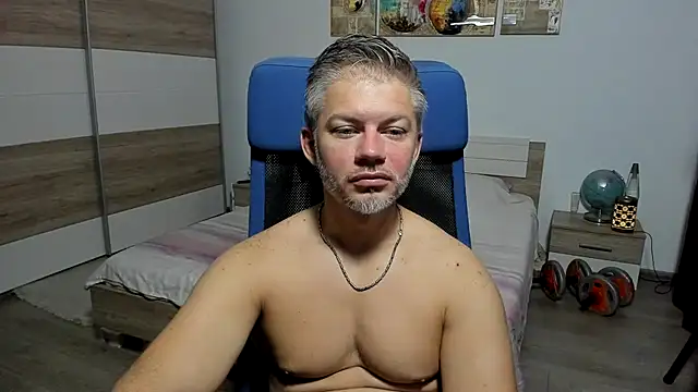 Snapshot of RobbyShawz chatting on July 25, 2026, 4:31 am RobbyShawz online show from July 25, 2026, 4:31 am