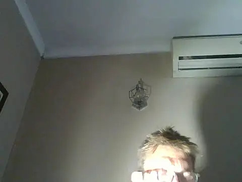 Snapshot of xykenrah@xh chatting on September 8, 2025, 8:19 pm xykenrahxh online show from September 8, 2025, 8:19 pm