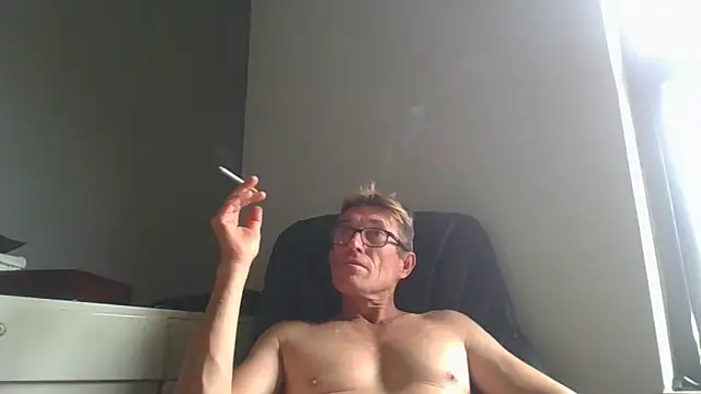 Snapshot of xykenrah@xh chatting on December 25, 2024, 6:41 am xykenrahxh online show from December 25, 2024, 6:41 am