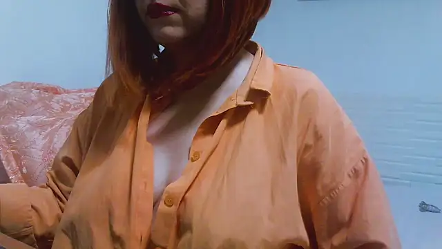 Snapshot of MashaYeah777 chatting on November 3, 2025, 6:33 pm MashaYeah777 online show from November 3, 2025, 6:33 pm