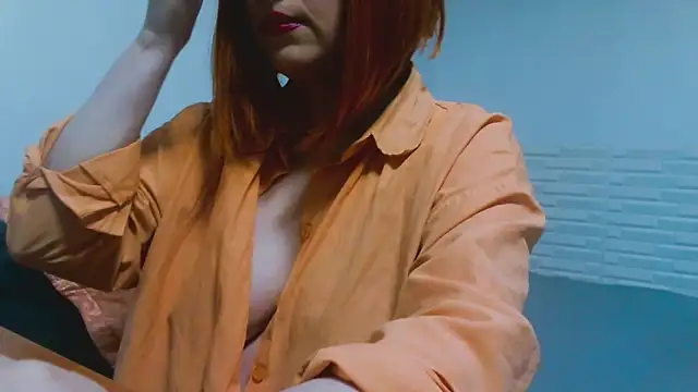 Snapshot of MashaYeah777 chatting on October 5, 2025, 9:55 am MashaYeah777 online show from October 5, 2025, 9:55 am