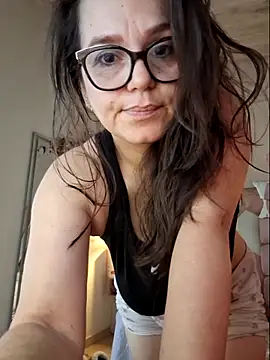 MariaPau 83 online show from December 20, 2025, 2:42 pm