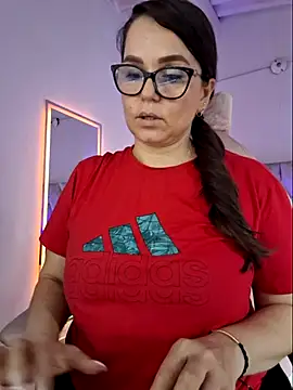 Snapshot of MariaPau_83 chatting on August 4, 2026, 6:23 pm MariaPau 83 online show from August 4, 2026, 6:23 pm