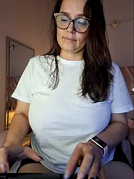 MariaPau 83 online show from January 11, 2026, 7:10 pm