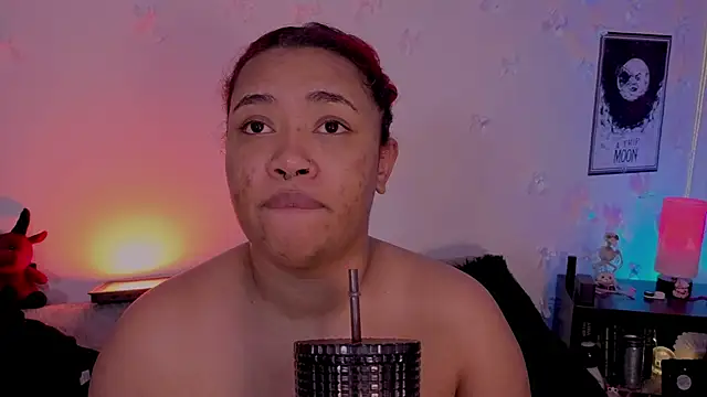 Snapshot of pamela_doll3 chatting on July 1, 2026, 3:40 am pamela doll3 online show from July 1, 2026, 3:40 am