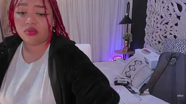 pamela doll3 online show from October 17, 2025, 4:05 am