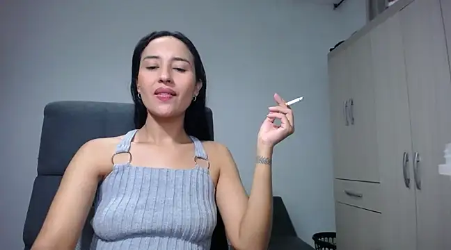 LisaRiveraxxx online show from March 23, 2025, 12:47 am