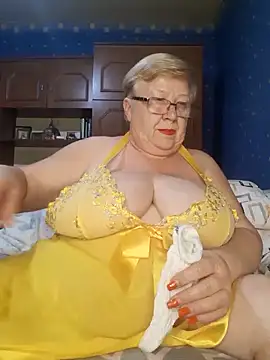 Snapshot of Lena_Gaby chatting on October 14, 2025, 7:58 pm Lena Gaby online show from October 14, 2025, 7:58 pm