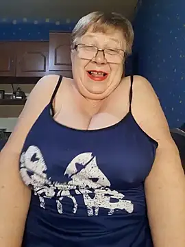 Snapshot of Lena_Gaby chatting on November 16, 2025, 8:30 am Lena Gaby online show from November 16, 2025, 8:30 am