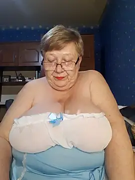 Snapshot of Lena_Gaby chatting on November 14, 2025, 7:17 pm Lena Gaby online show from November 14, 2025, 7:17 pm