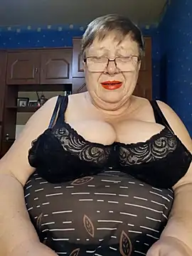 Snapshot of Lena_Gaby chatting on November 3, 2025, 1:37 pm Lena Gaby online show from November 3, 2025, 1:37 pm