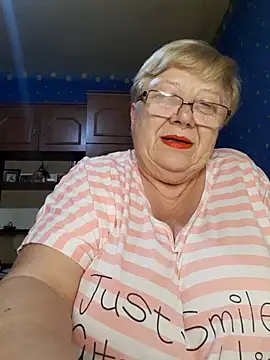 Snapshot of Lena_Gaby chatting on October 13, 2025, 7:26 pm Lena Gaby online show from October 13, 2025, 7:26 pm