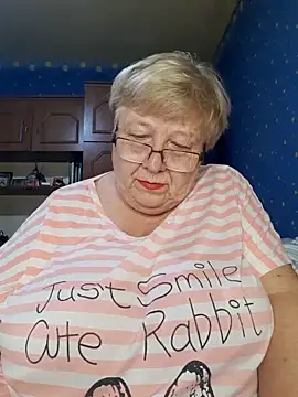 Snapshot of Lena_Gaby chatting on October 14, 2025, 7:31 am Lena Gaby online show from October 14, 2025, 7:31 am