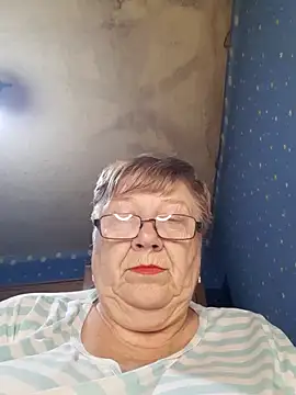 Snapshot of Lena_Gaby chatting on June 10, 2026, 6:53 pm Lena Gaby online show from June 10, 2026, 6:53 pm