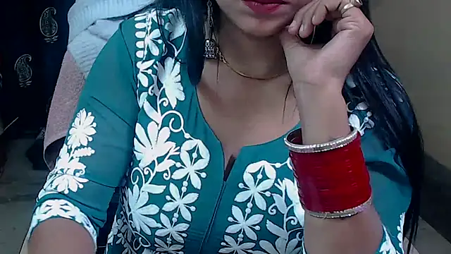 Naiaa-mylove online show from December 15, 2024, 6:40 am