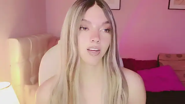 Snapshot of EvaEvangeline chatting on December 15, 2025, 9:04 am EvaEvangeline online show from December 15, 2025, 9:04 am