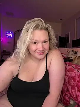 Snapshot of PiggyRose chatting on May 23, 2026, 1:59 am PiggyRose online show from May 23, 2026, 1:59 am