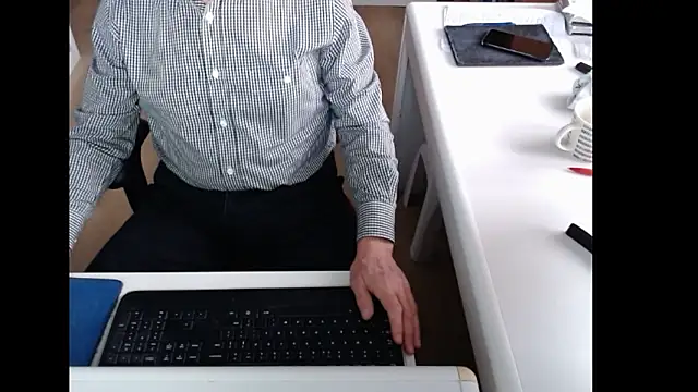 dutchpornking online show from February 10, 2026, 8:02 am