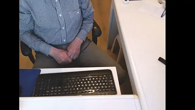 Snapshot of dutchpornking chatting on May 21, 2026, 7:00 pm dutchpornking online show from May 21, 2026, 7:00 pm