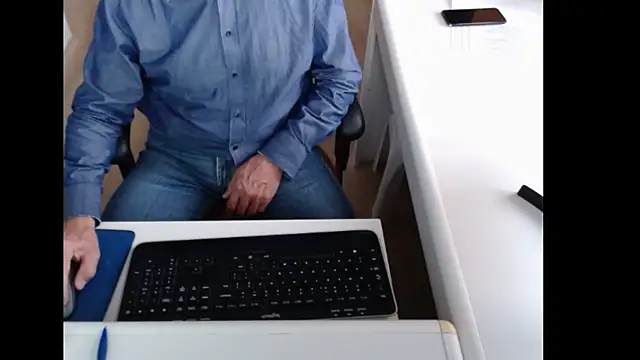 Snapshot of dutchpornking chatting on October 15, 2025, 7:16 am dutchpornking online show from October 15, 2025, 7:16 am